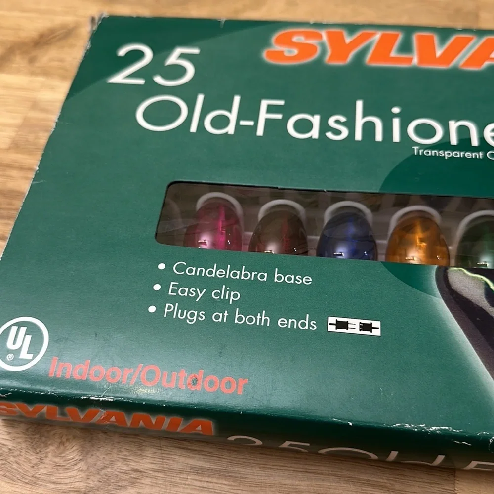 SYLVANIA indoor /outdoor lights